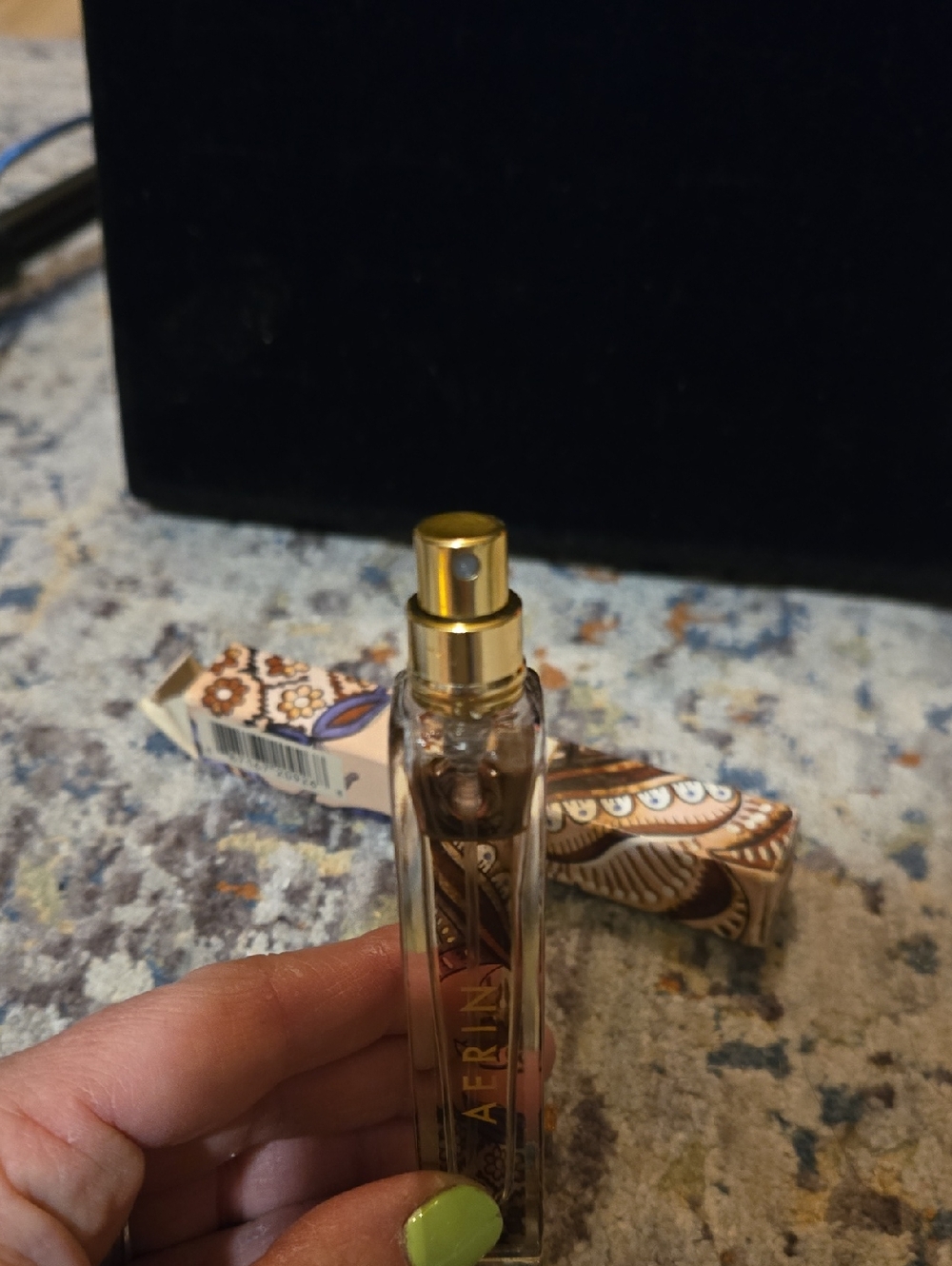 Aerin Amber Musk Rollerball & Spray Perfume Set Of 2 - Picture 3 of 4